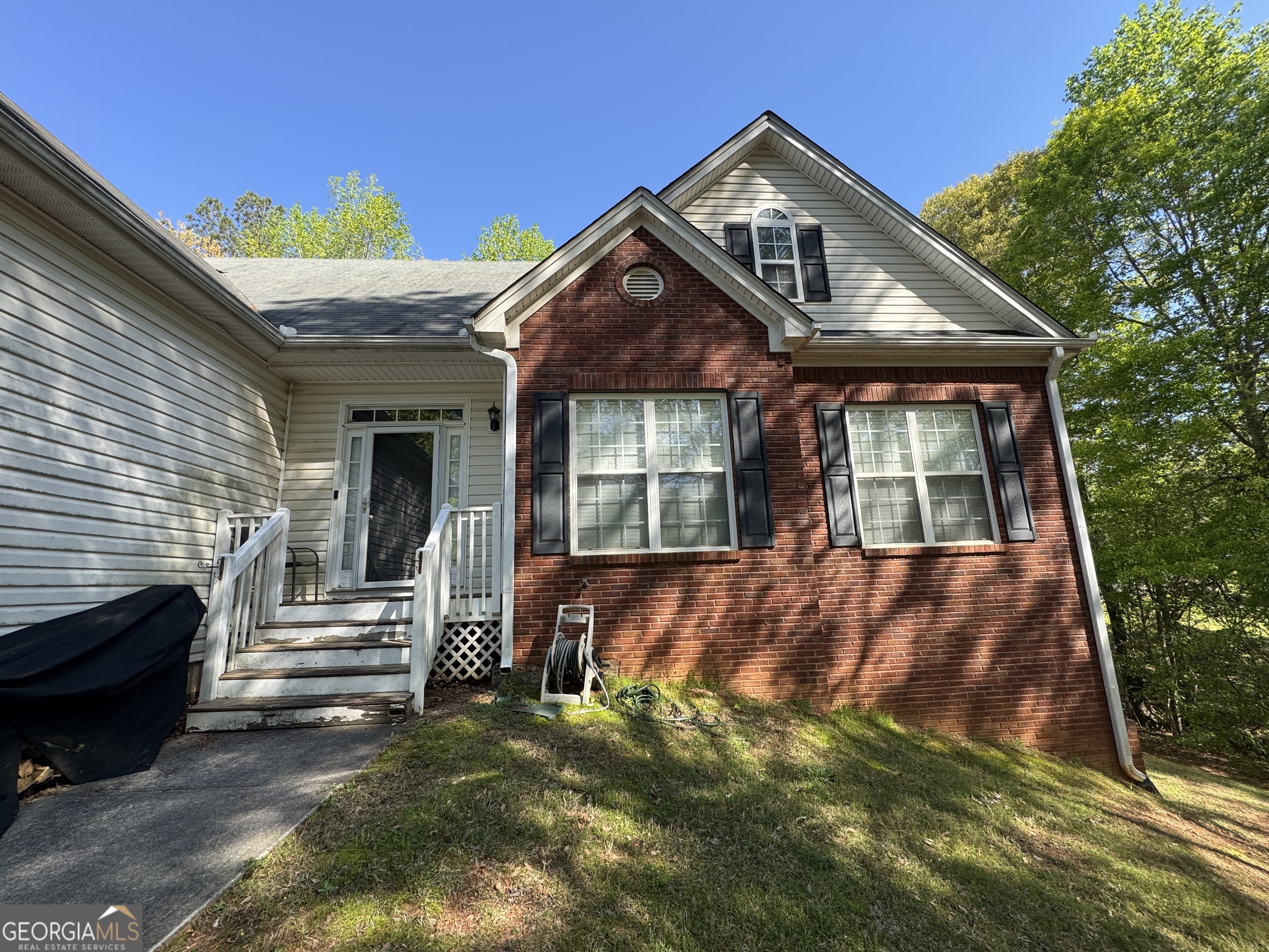 Listing image 1