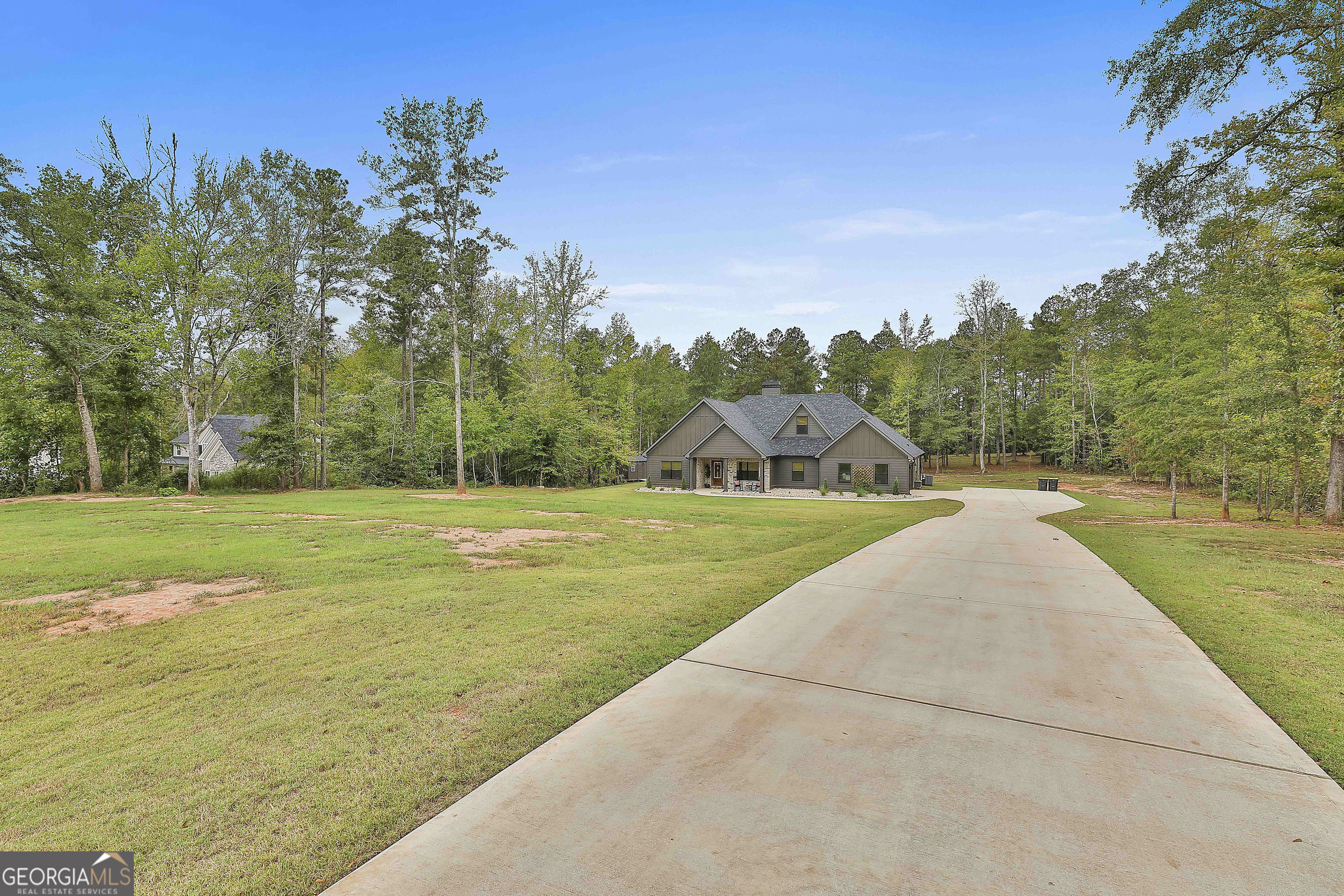 141 Georgian Pines DR