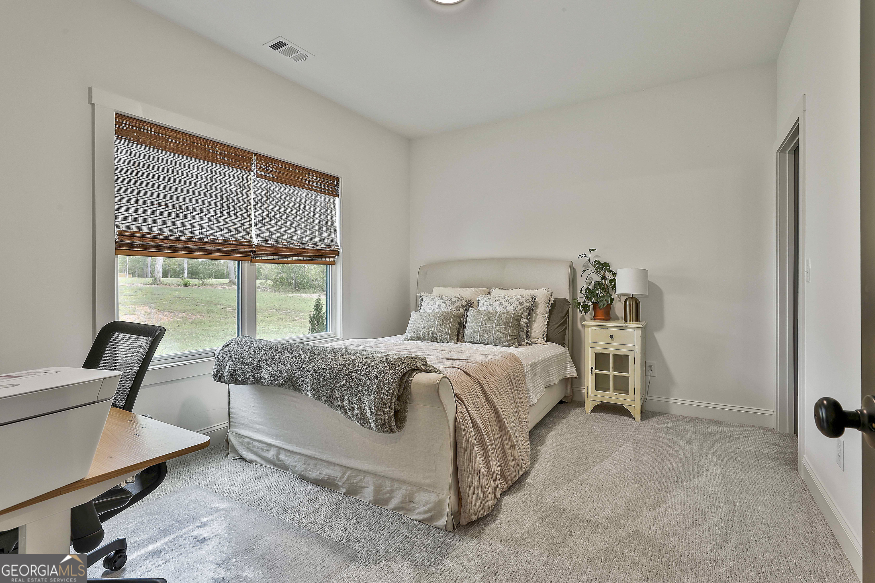 Senoia, Georgia 30276, United States, 5 Bedrooms Bedrooms, ,4 BathroomsBathrooms,Residential,Active,220213