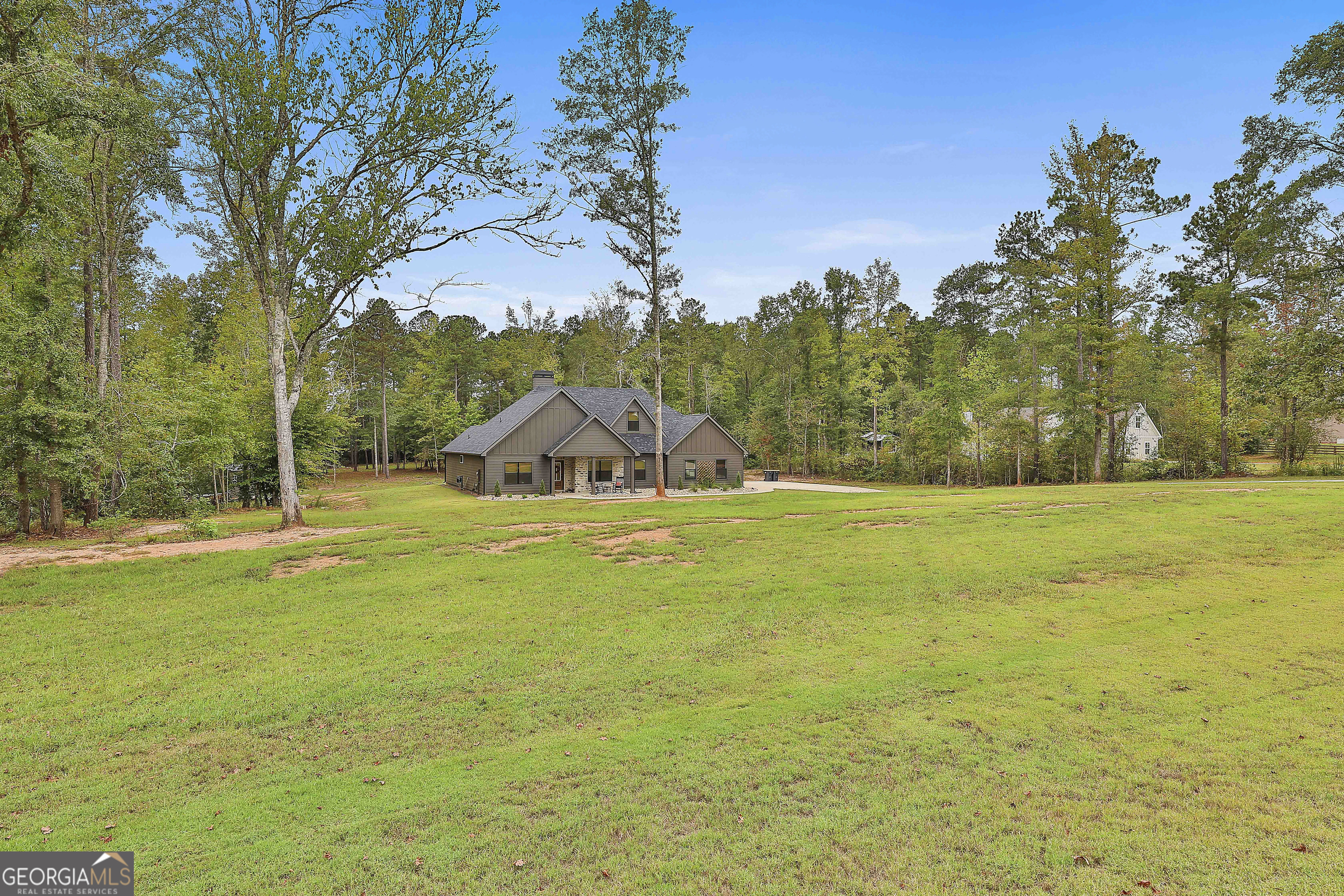 141 Georgian Pines DR