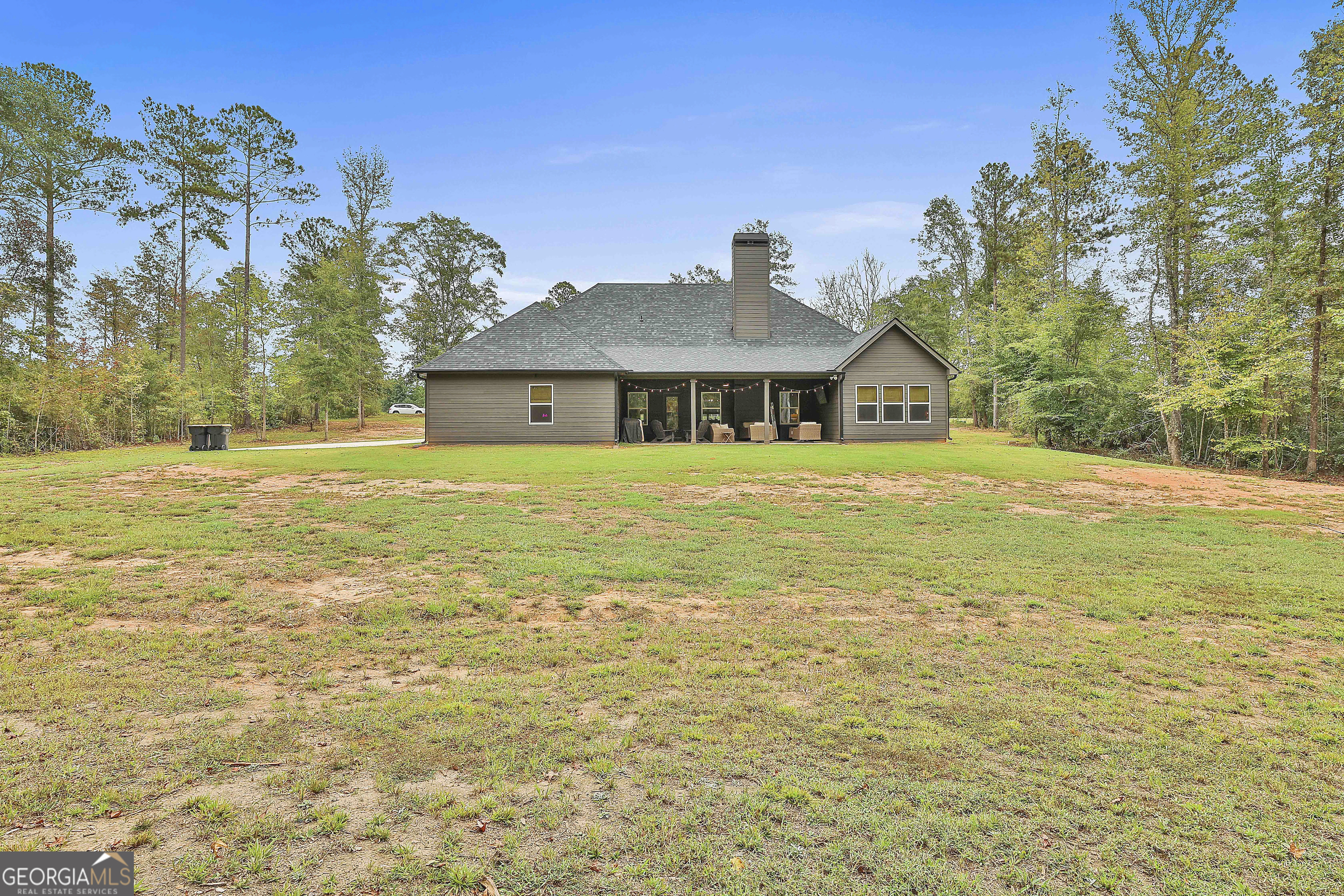 Senoia, Georgia 30276, United States, 5 Bedrooms Bedrooms, ,4 BathroomsBathrooms,Residential,Active,220213