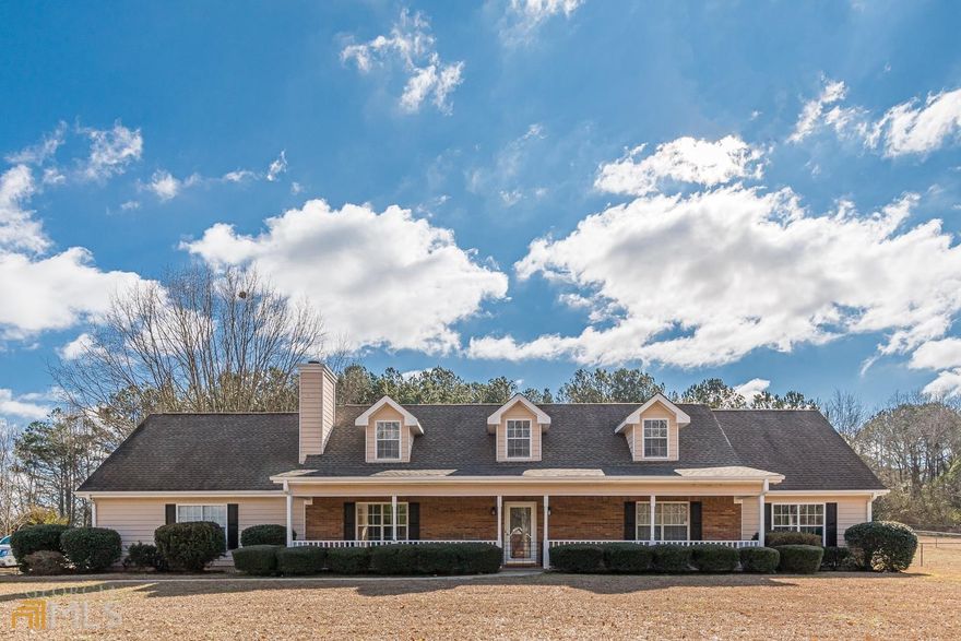 Gorgeous Ranch Home on 1+- Acre in Stewart Manor! Beautiful well kept property. Huge Rocking Chair Front Porch-Partially Bricked Front-Fenced Backyard-Covered Back Porch-Great for Entertaining-Level Driveway perfect for Basketball Goal-Side entry Garage! Interior Features Stepless entry-Fresh Paint and Flooring-Oversized Family Room with Trey Ceiling and Brick Fireplace-Lots of Natural Lighting-Owner Suite Generously Sized Features Trey Ceiling-Crown Molding-Ceiling Fan (Installed After photos)-Walk In Closet-Owners Bath Features Double Sinks-Raised Ceiling-Garden Tub and Separate Shower! 2 Secondary Bedrooms-Unfinished Large Bonus Room/Storage Space in the Attic Built in Stairs-Kitchen Features Stained Cabinets-Laminate Flooring-Cathedral Ceiling-Breakfast area & Separate Dining Room with Upgraded Trim and Light Fixture-Separate Laundry Room Off Kitchen! Offering Exterior Paint Allowance of 4k pending offer terms! Awesome Well Cared For Home!