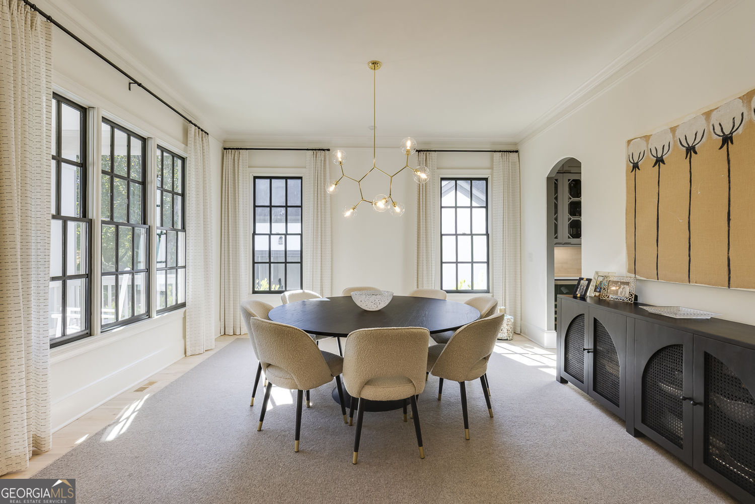 2596 Green Meadows LN NE