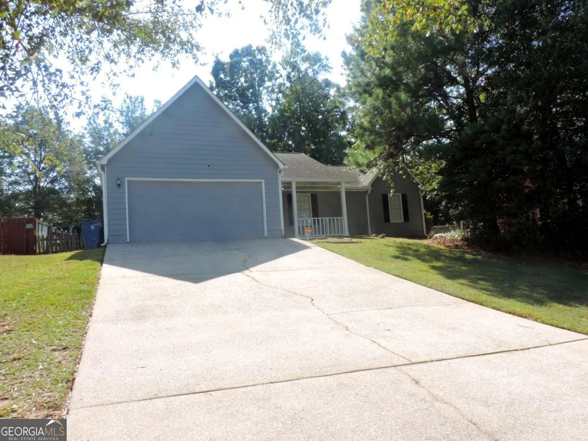 1504 Melody Ridge Court NE