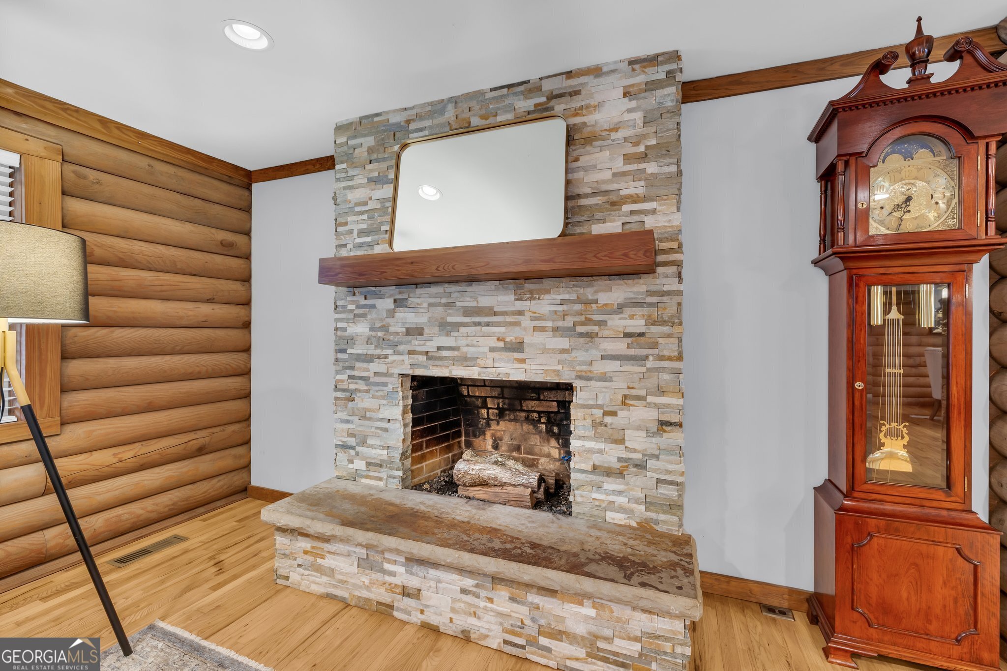 125 Bell CT