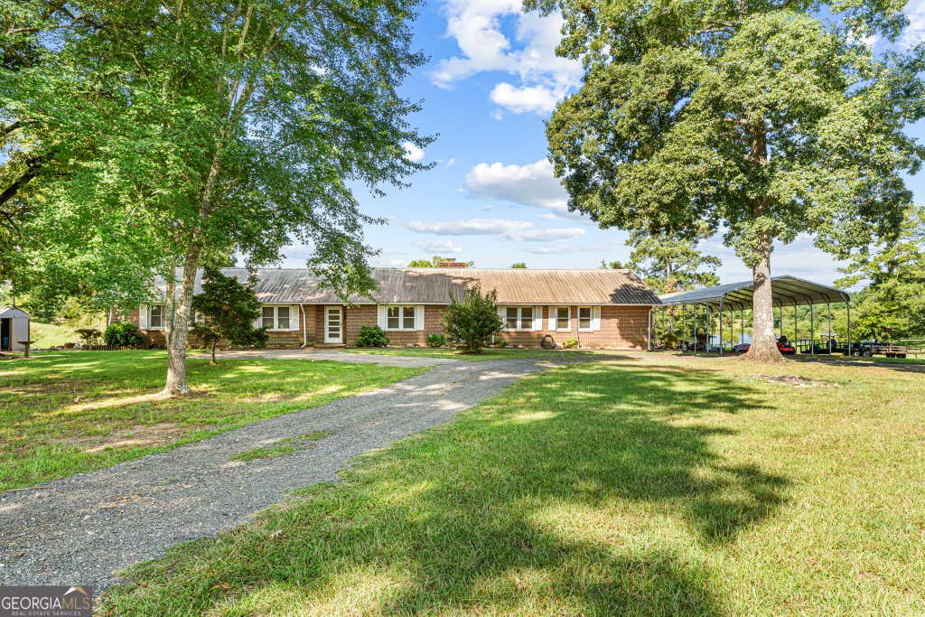 Photo of 211 Allen Rd, Musella, GA 31066 (MLS # 10825118)