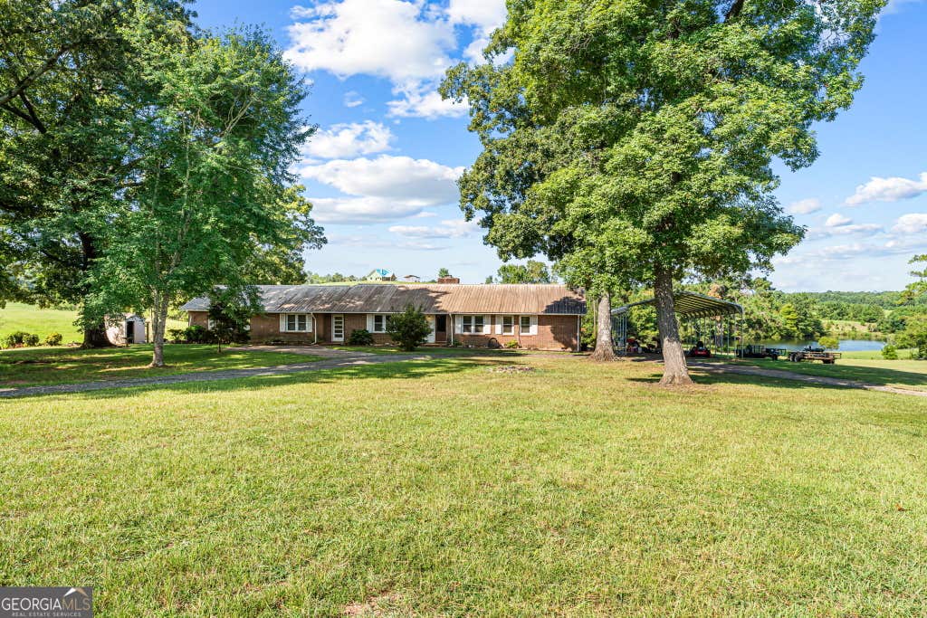Photo of 211 Allen Rd, Musella, GA 31066 (MLS # 10825118)