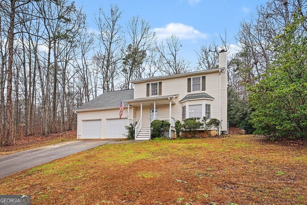 Photo of 324 Stonecutters Cove, Stockbridge, GA 30281 (MLS # 10678510)