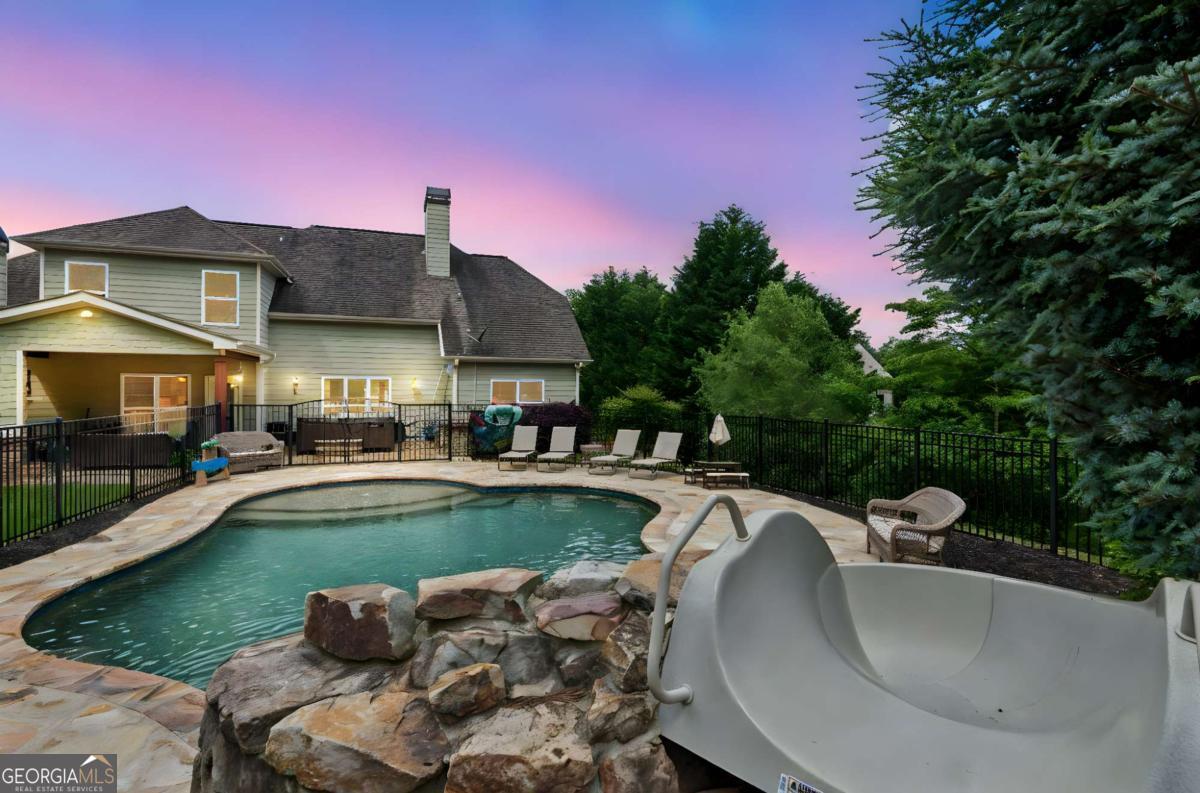 28 Dawson Manor CT