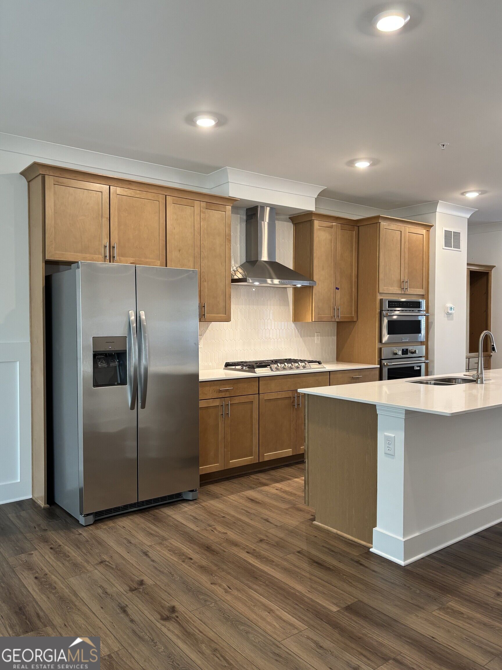 480 Brodie DR 75
