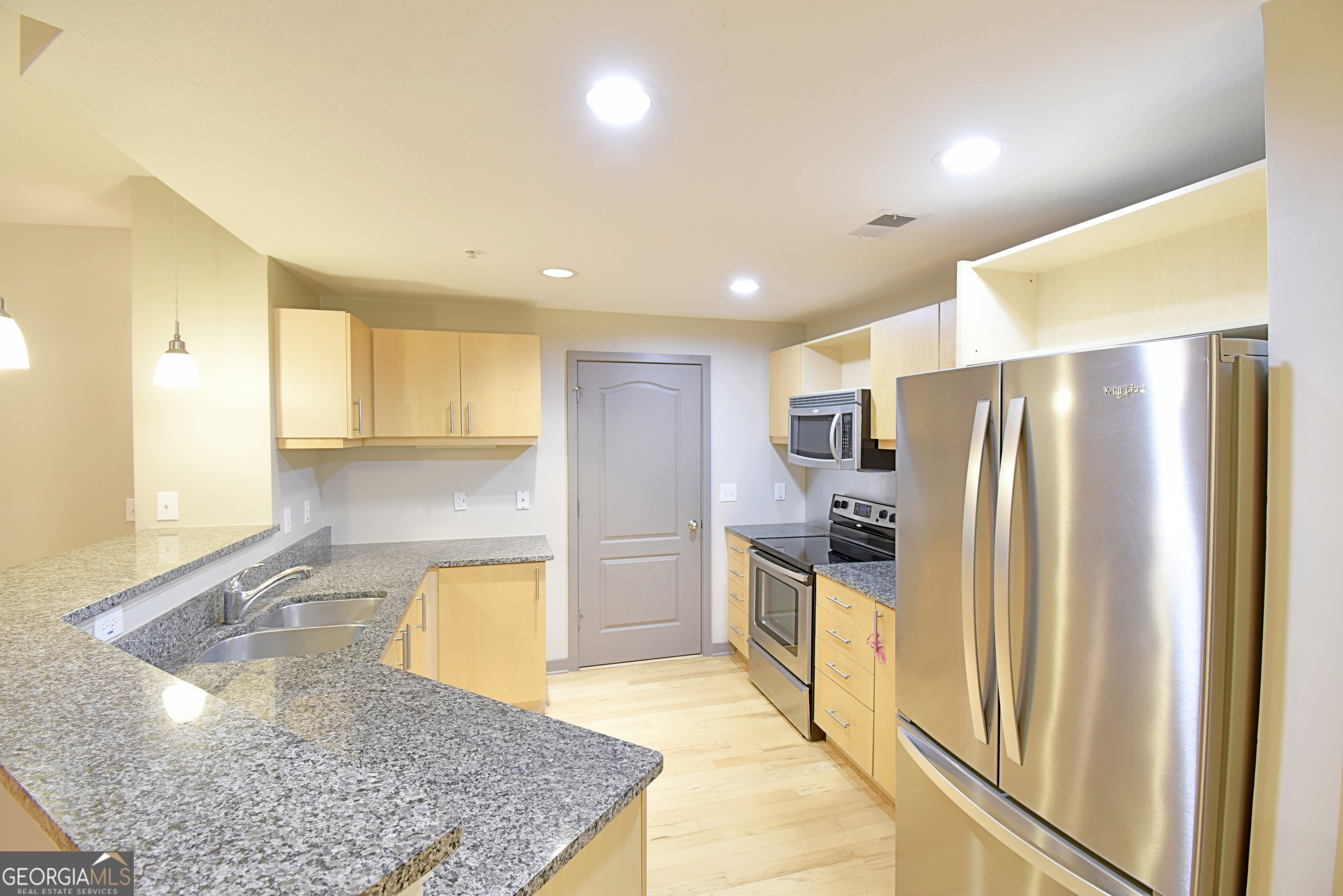 390 17th ST NW #2024