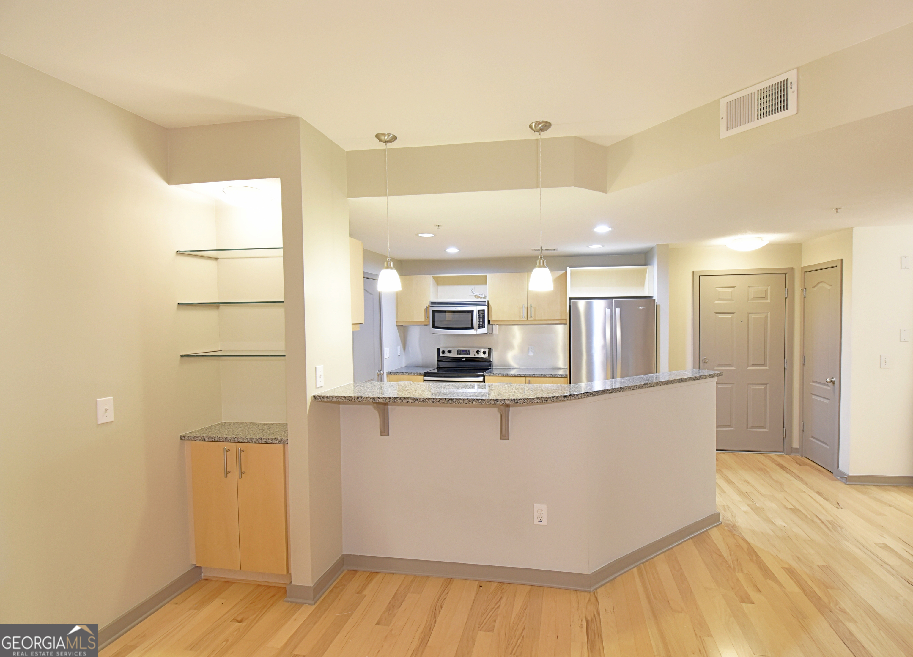 390 17th ST NW #2024