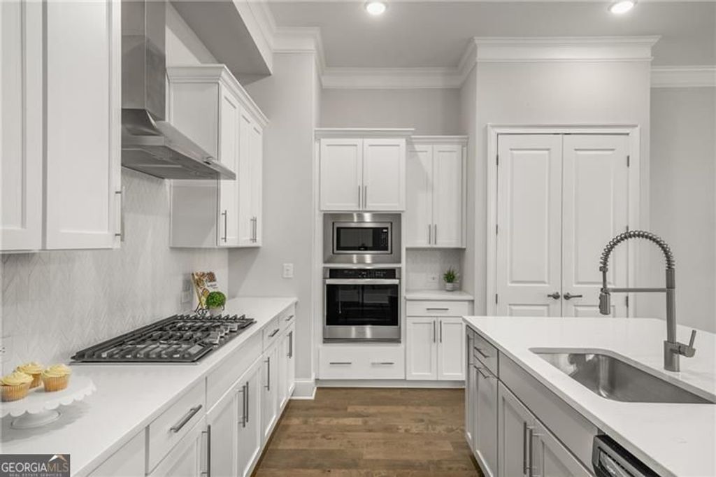 Photo of 685 Stickley Oak Way, Woodstock, GA 30189 (MLS # 10663053)