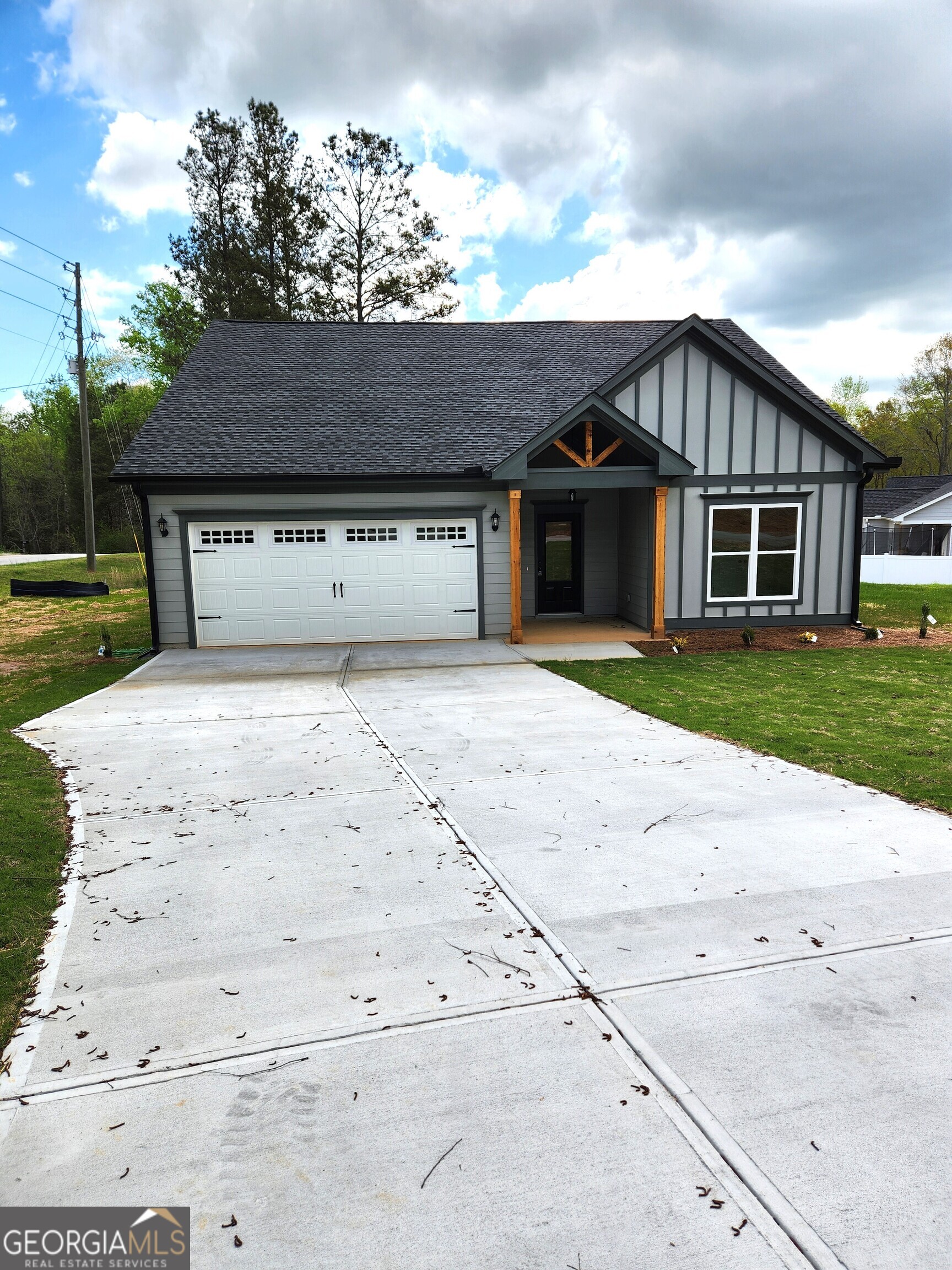 251 North Point CIR