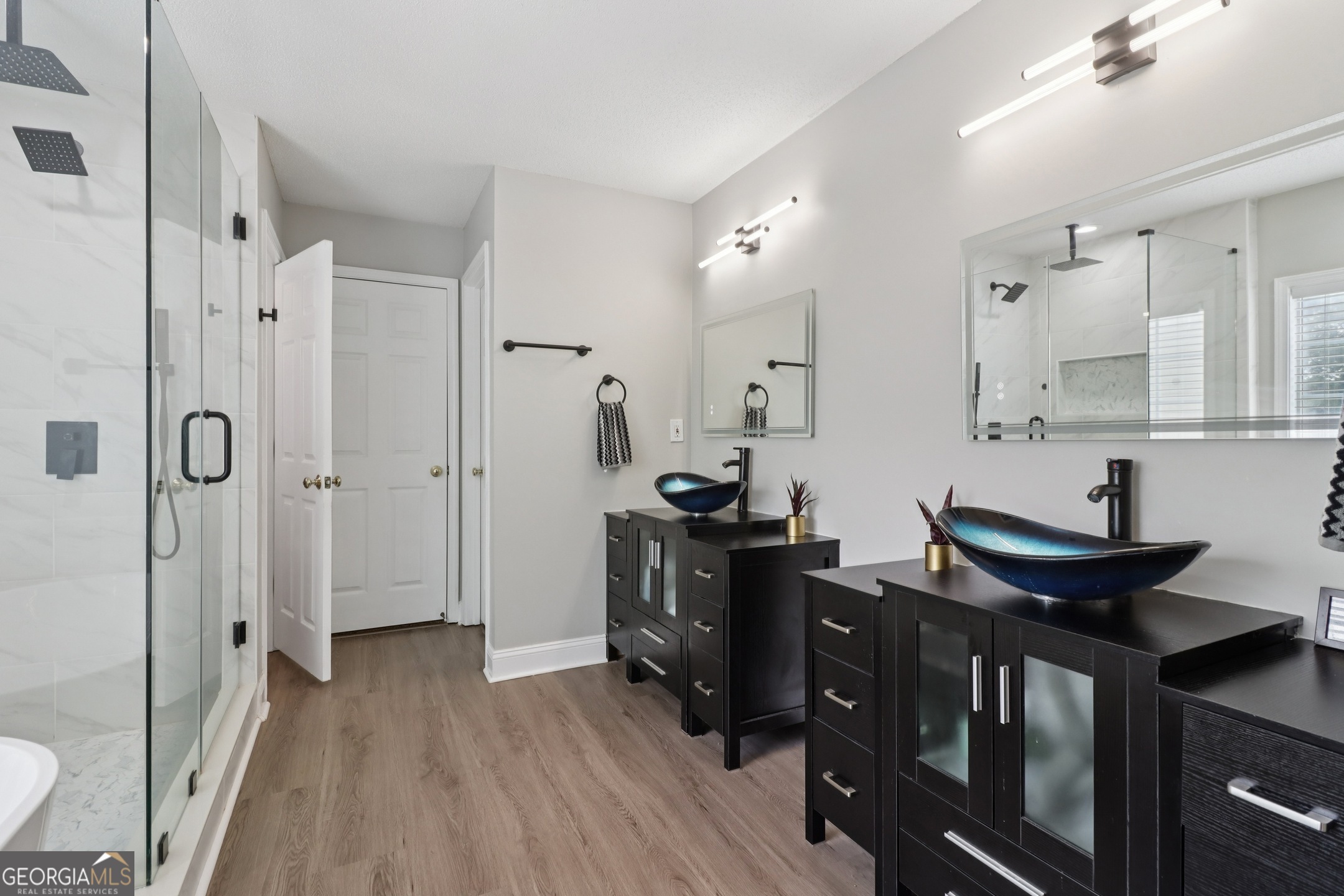 CHASTAIN ENCLAVE - Residential