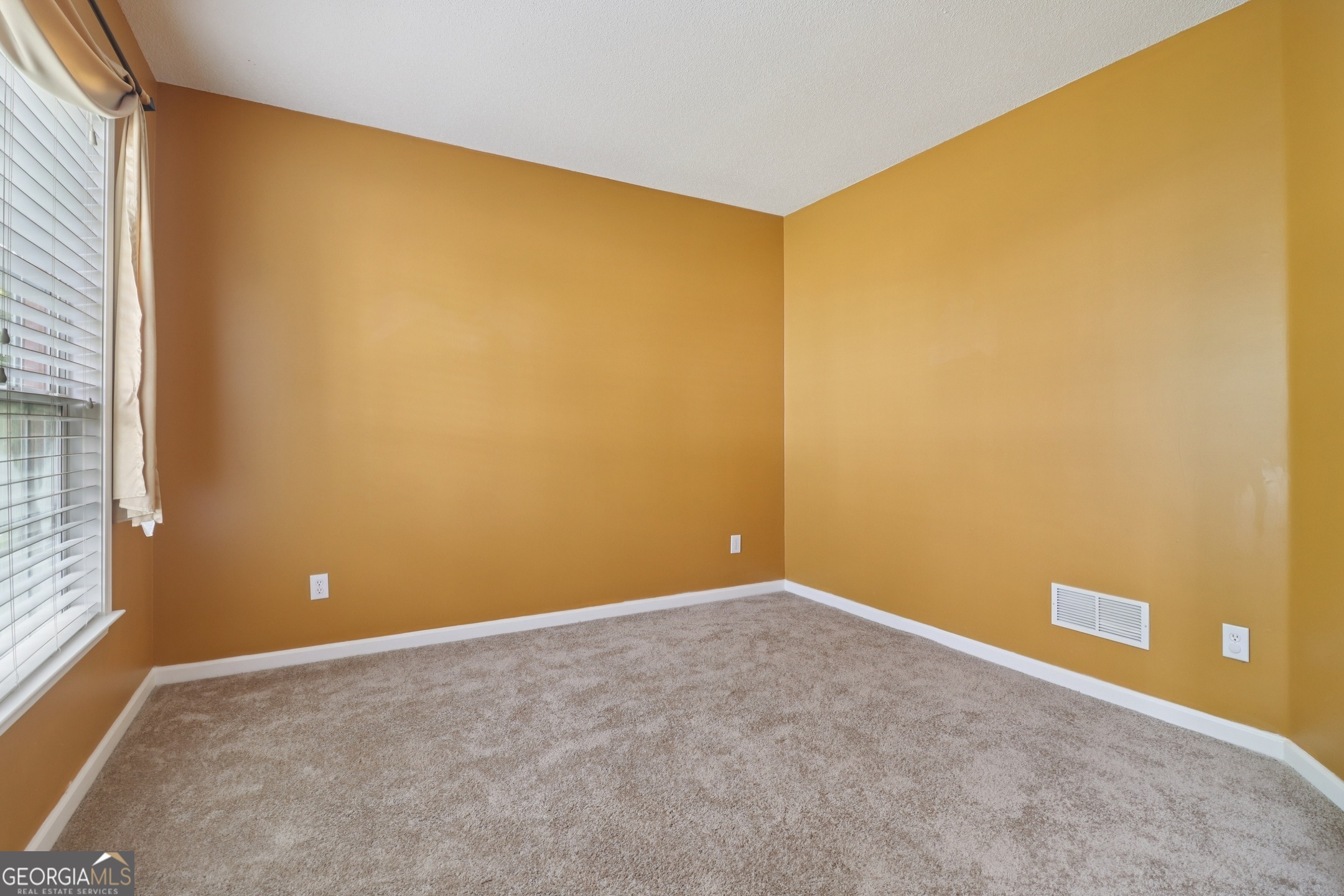 CHASTAIN ENCLAVE - Residential