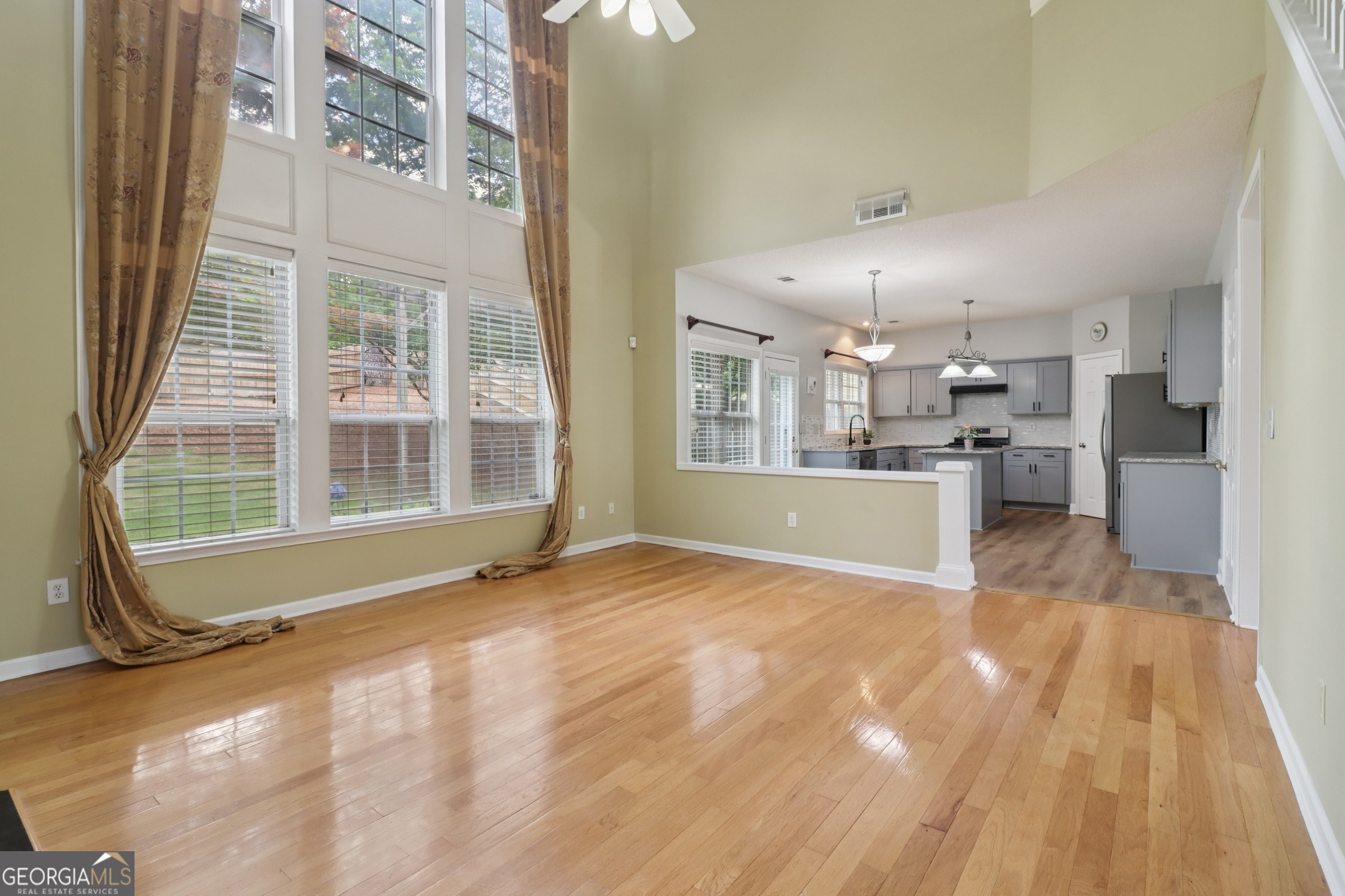 CHASTAIN ENCLAVE - Residential