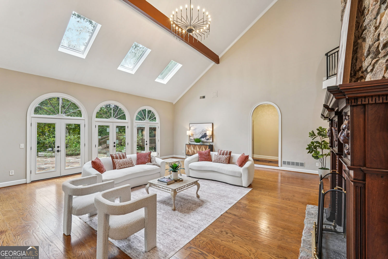 ATLANTA COUNTRY CLUB - Residential