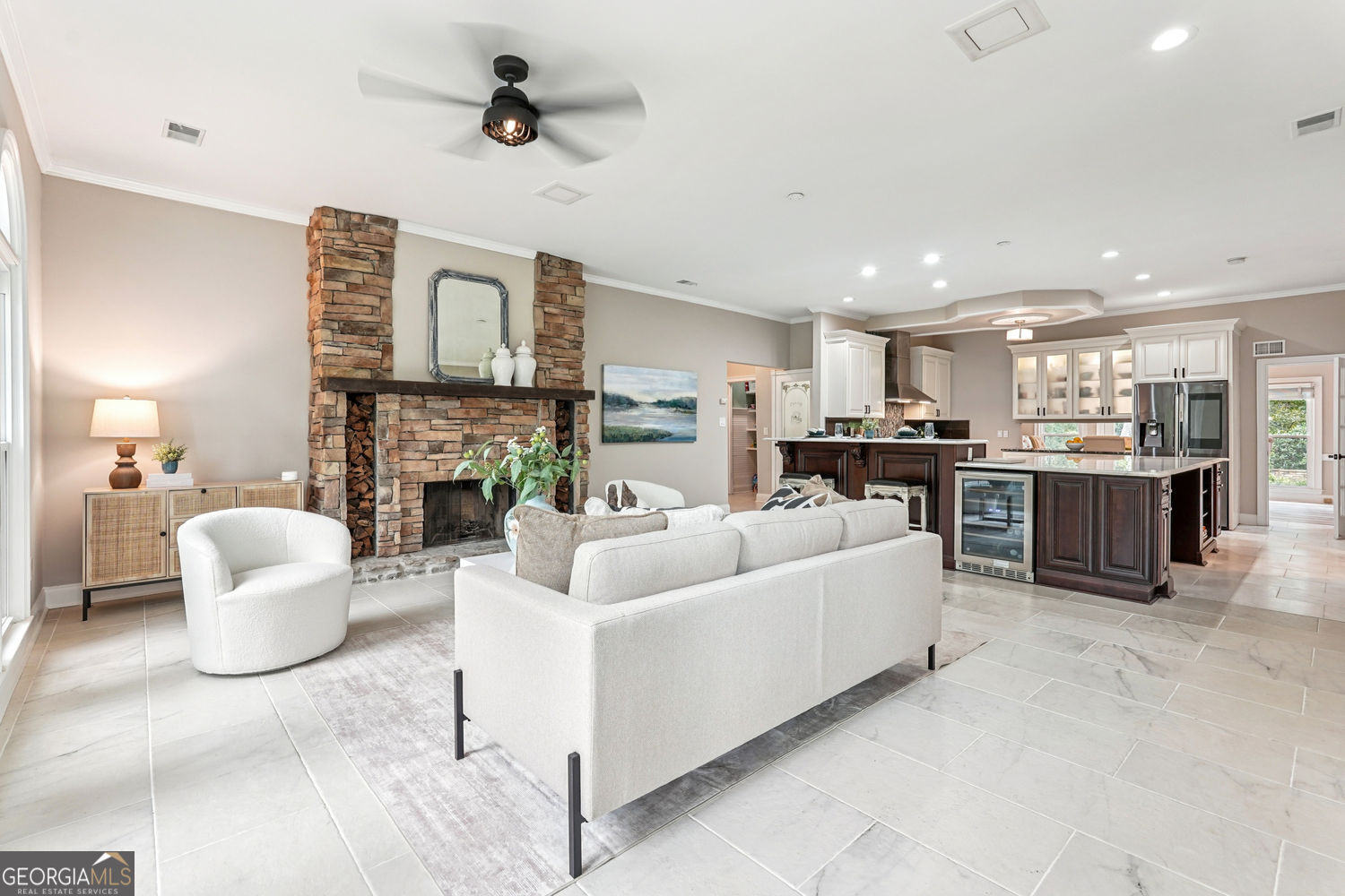 ATLANTA COUNTRY CLUB - Residential