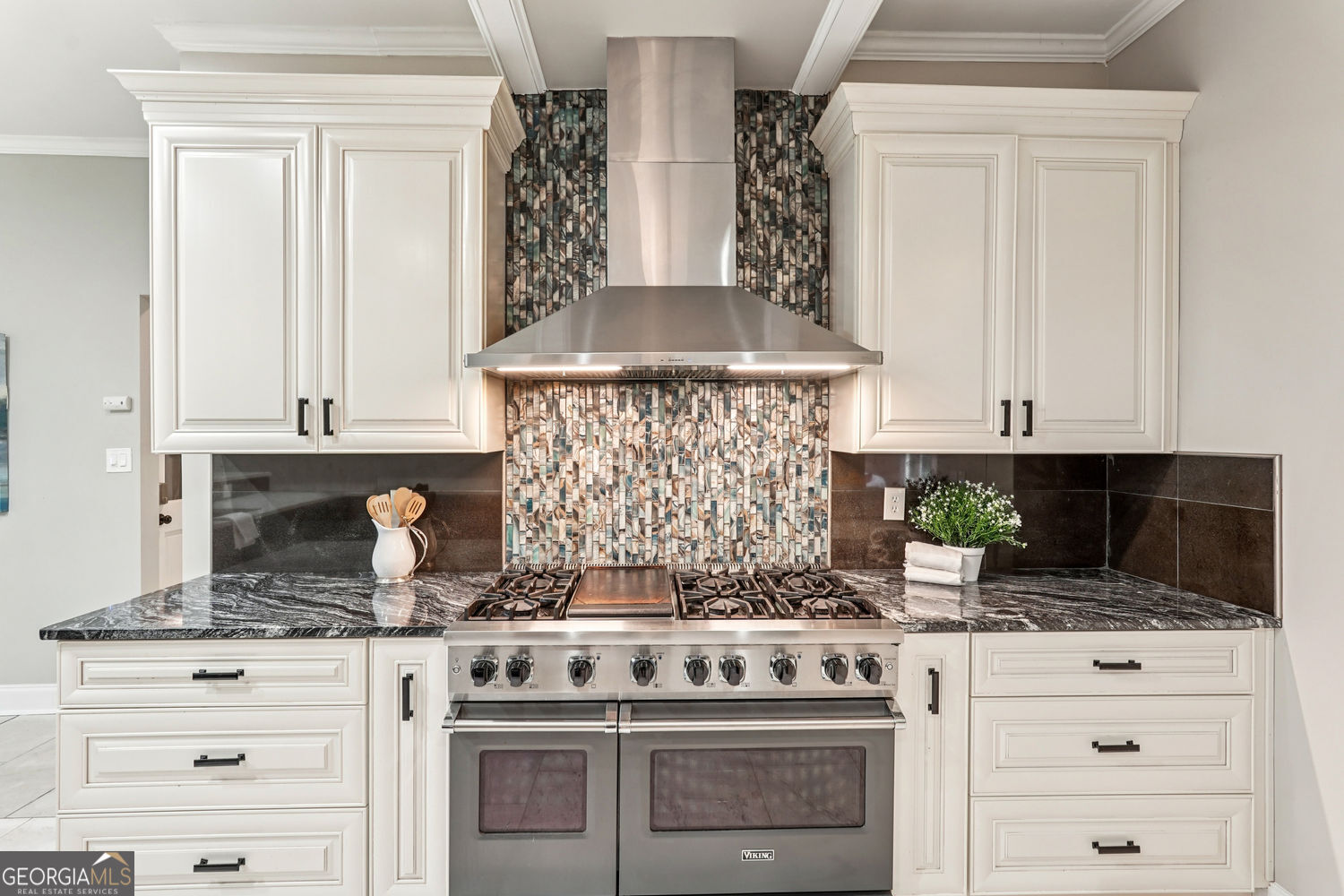 ATLANTA COUNTRY CLUB - Residential