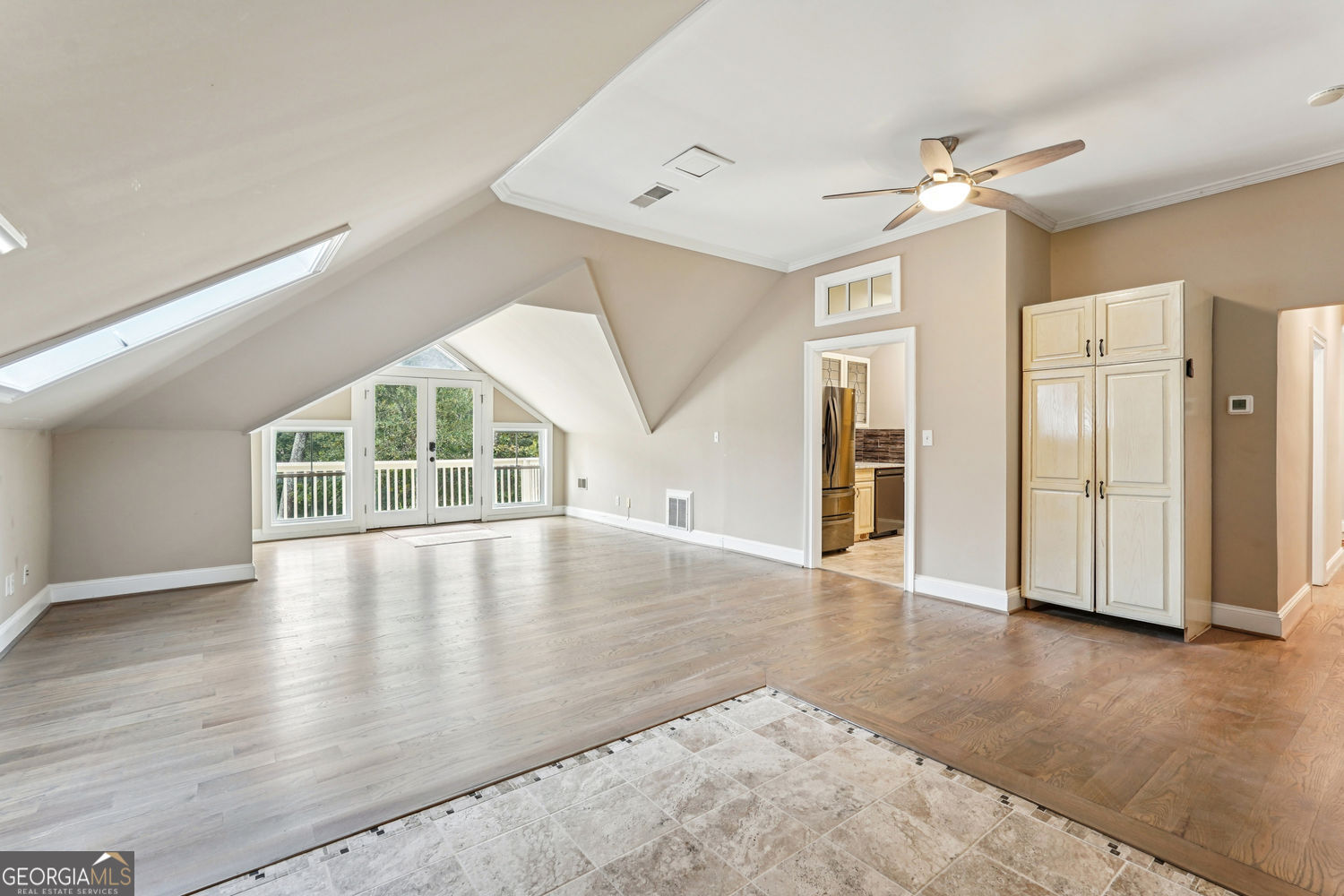 ATLANTA COUNTRY CLUB - Residential