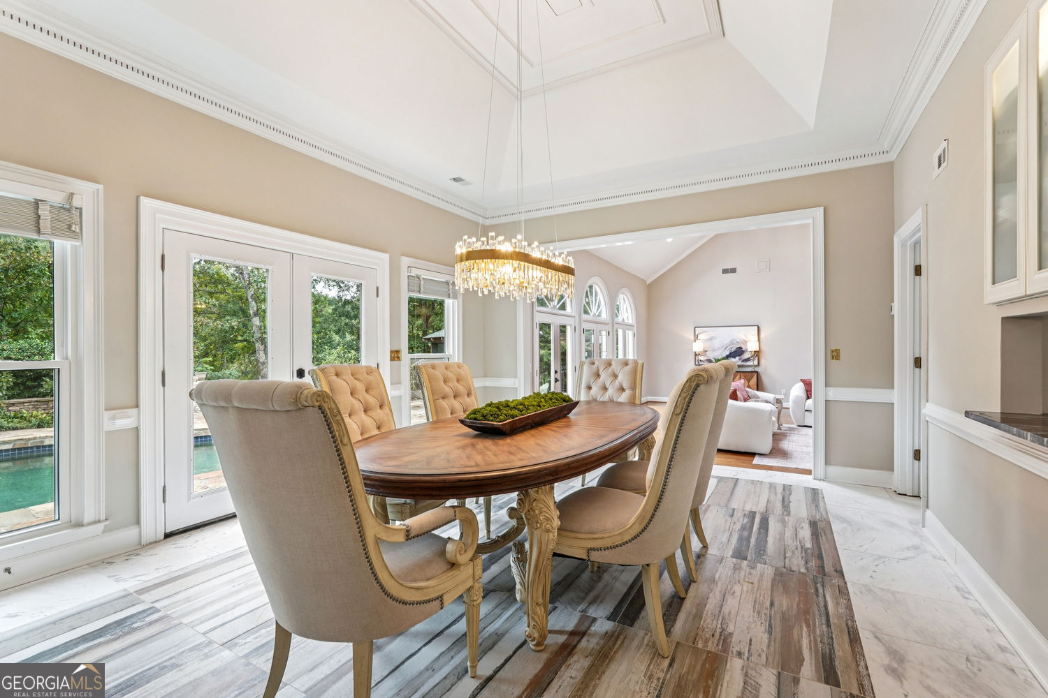 ATLANTA COUNTRY CLUB - Residential