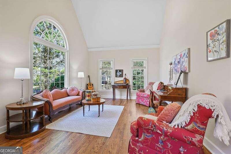 Sentinel Lake - Residential