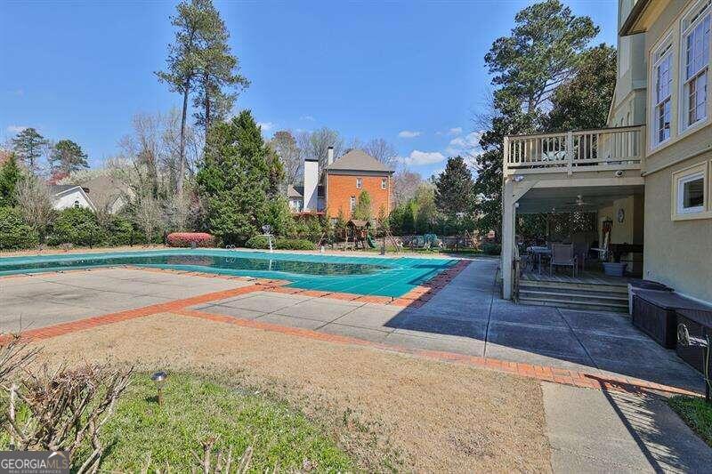 Sentinel Lake - Residential