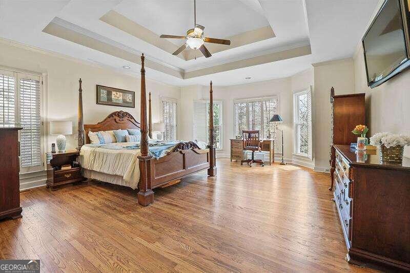 Sentinel Lake - Residential