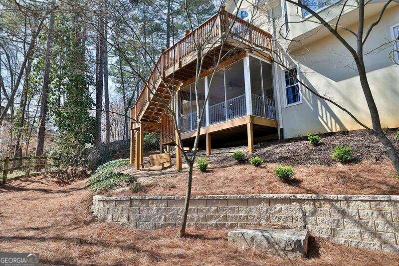Sentinel Lake - Residential