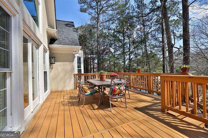 Sentinel Lake - Residential