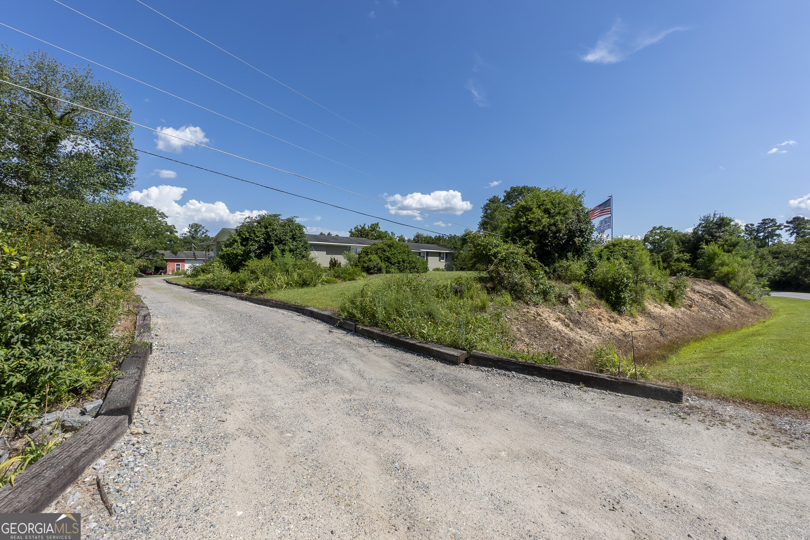 2666 Pineworth RD