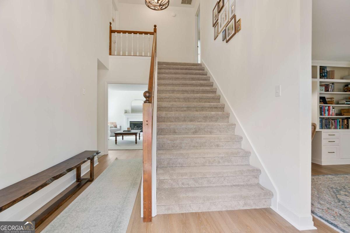 4086 Norton PL SE