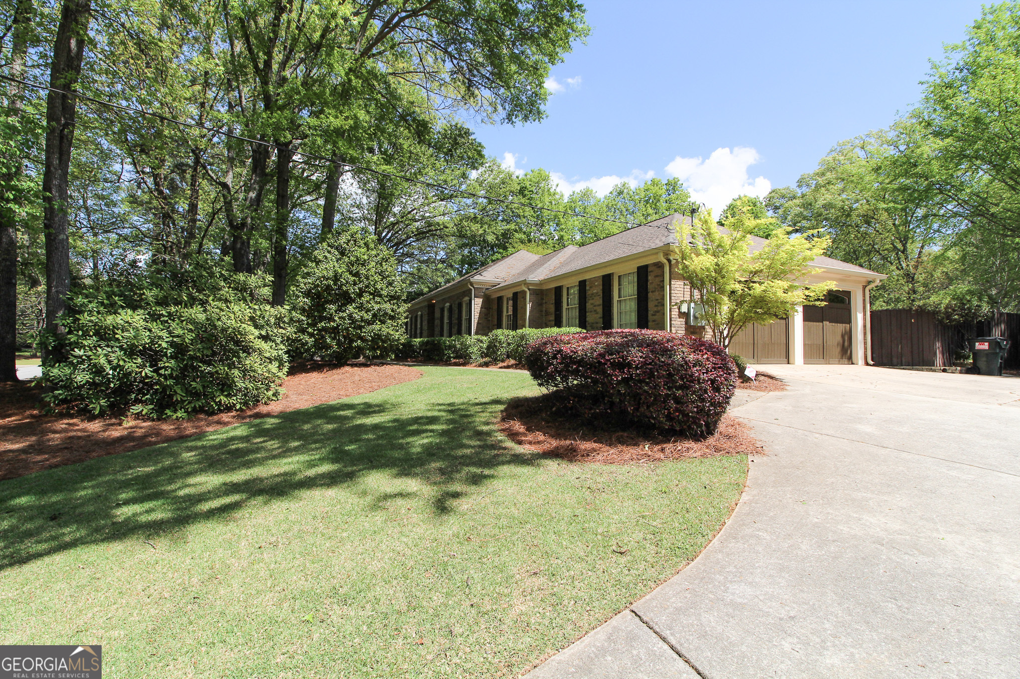 185 Avalon DR