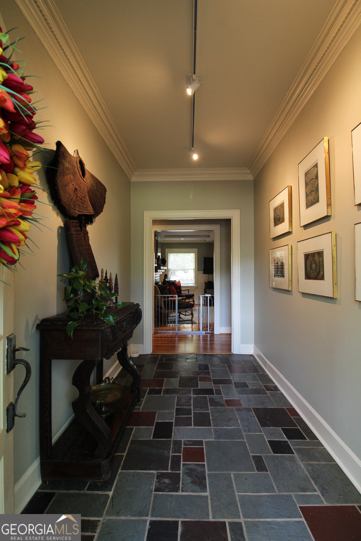 185 Avalon DR
