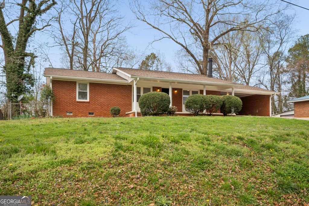 Photo of 33 Skyline Drive SE, Cartersville, GA 30120 (MLS # 10708380)