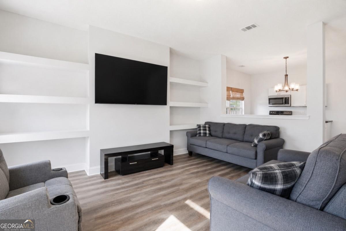 138 Cherokee Oaks XING