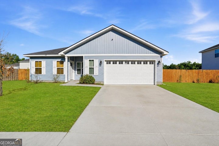 Photo 1 of 14 — 138 Cherokee Oaks XING, Hinesville, GA 31313