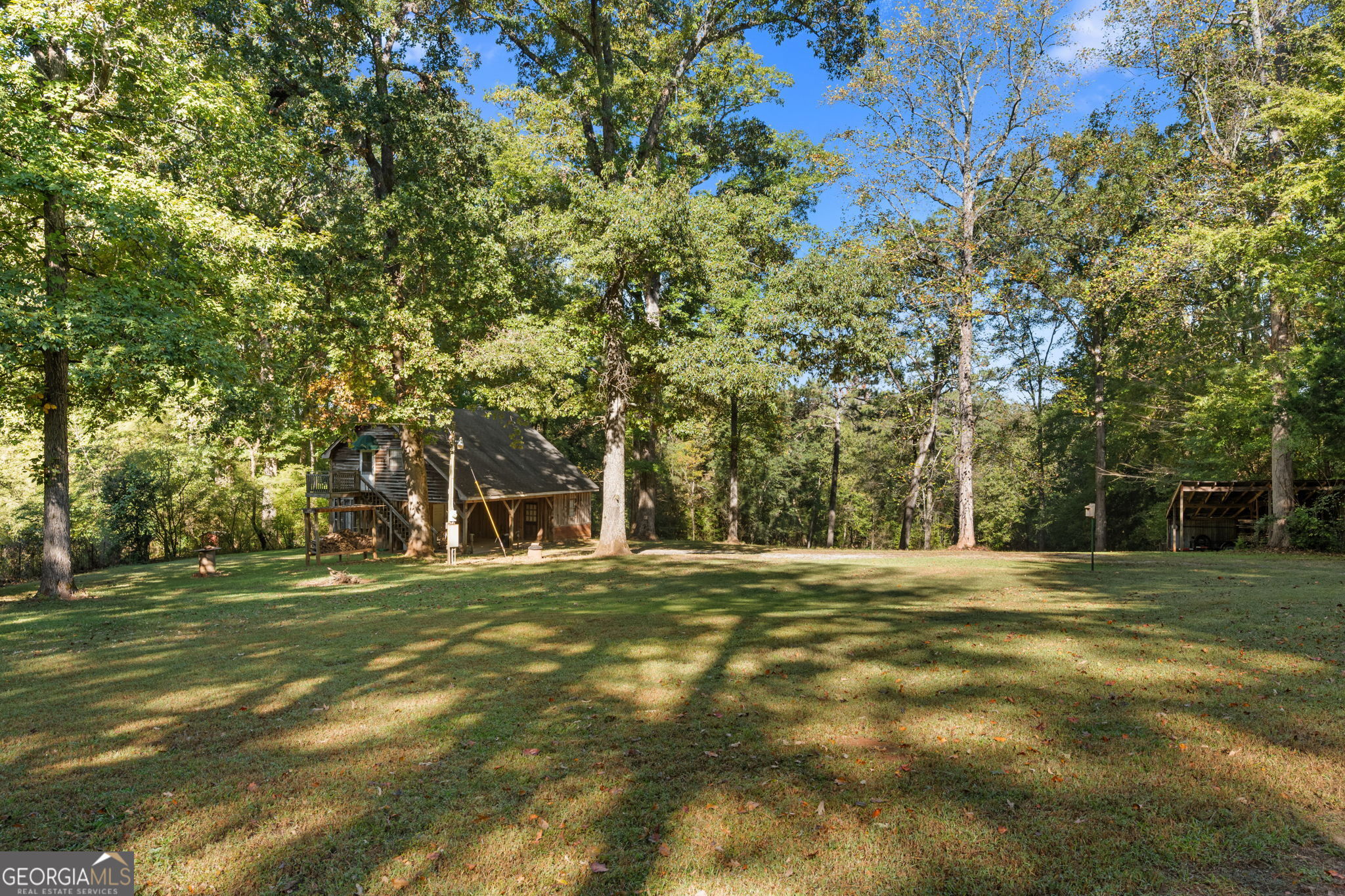 2418 Highway 16 W