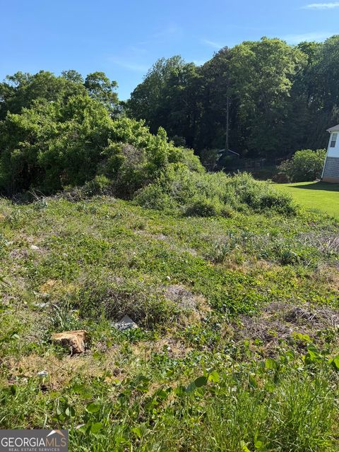 Photo of 517 Mount Crest Drive, Gainesville, GA 30501 (MLS # 10735601)