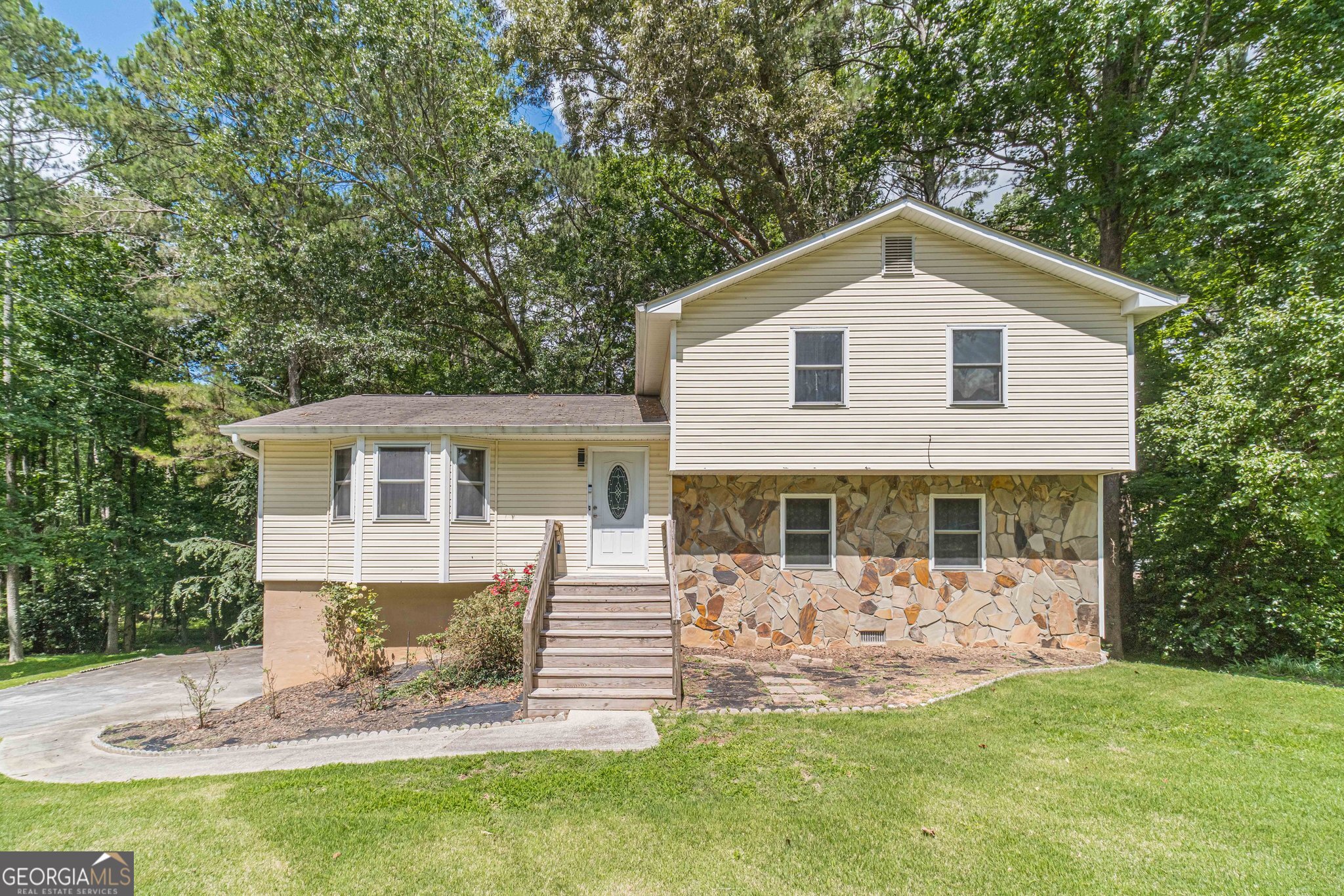 2645 Holly Berry TRL