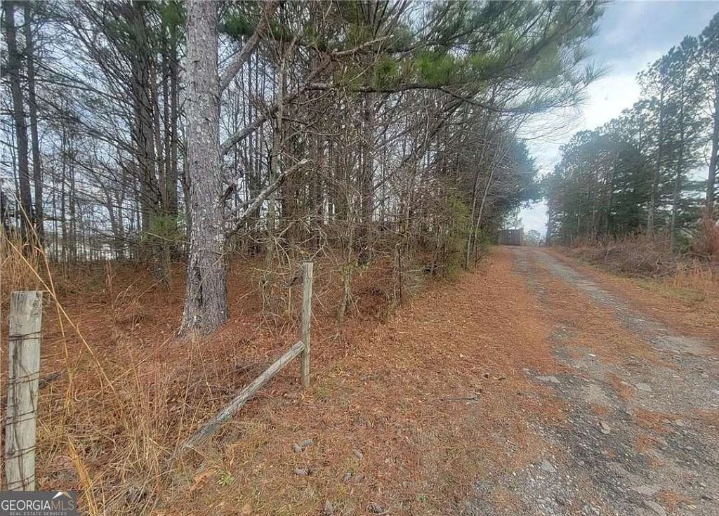Photo of 2025 Highway 138 NE, Conyers, GA 30013 (MLS # 10766642)