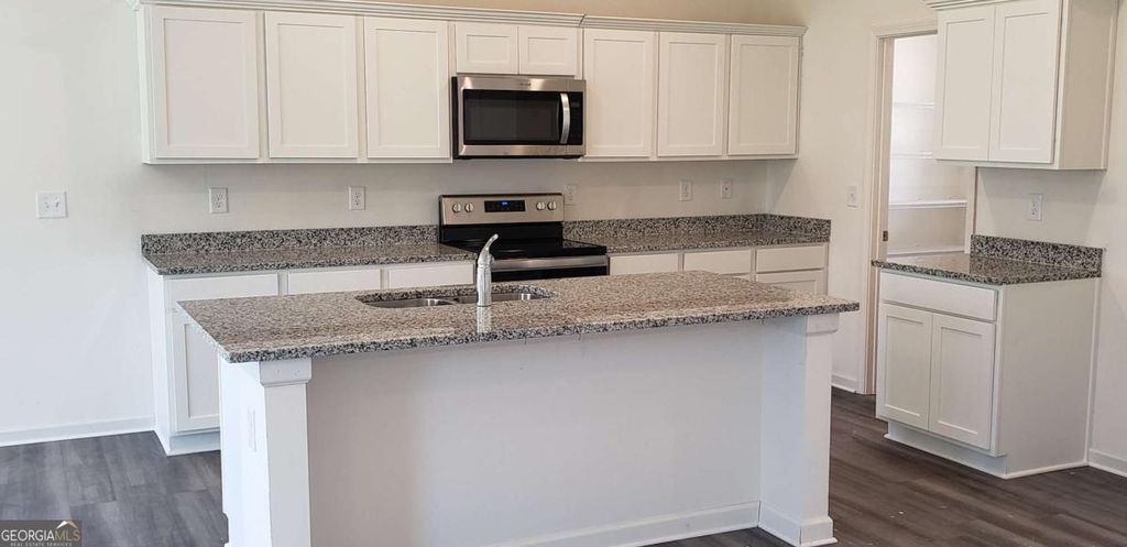 Photo of 43 Rowlett Place Street, Bethlehem, GA 30620 (MLS # 10671311)