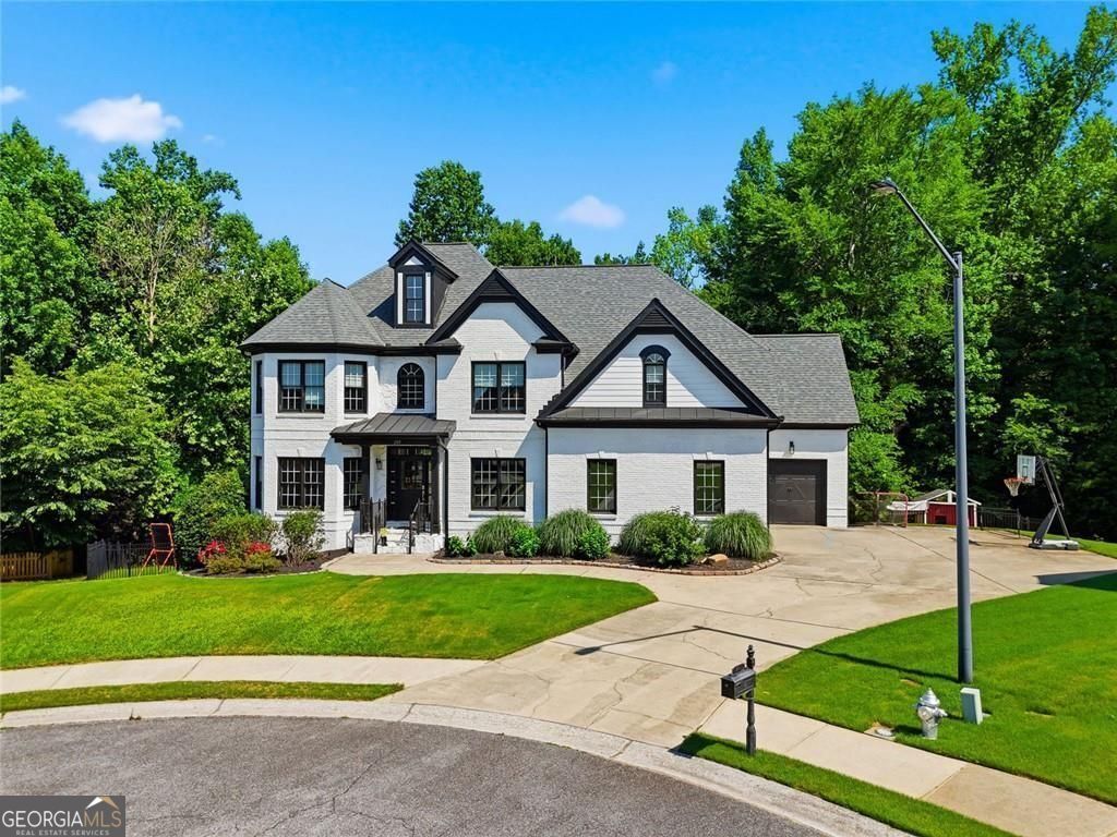 205 Stillwater GLN