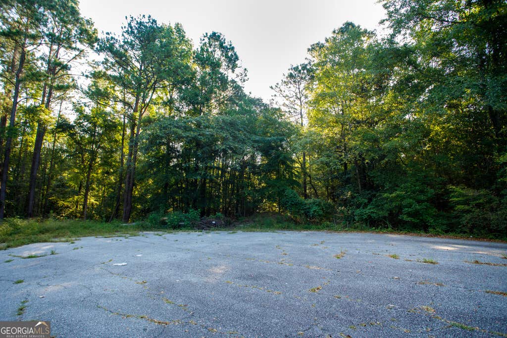 Photo of 3821 Crest Drive, Macon, GA 31217 (MLS # 10824628)