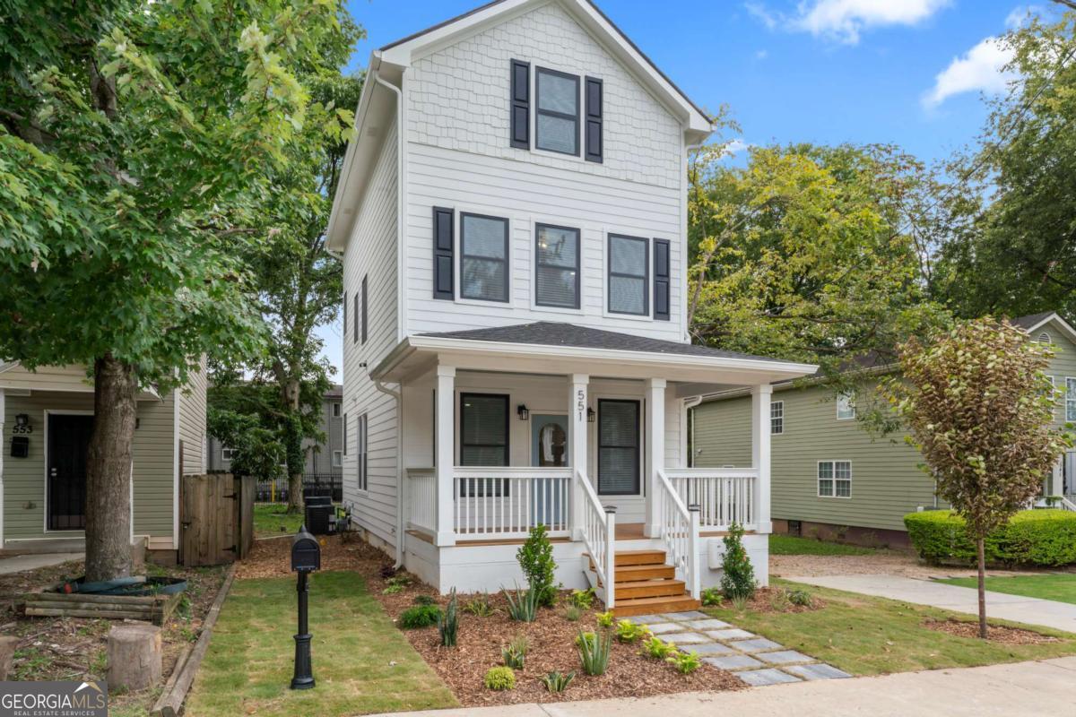 551 Griffin ST NW