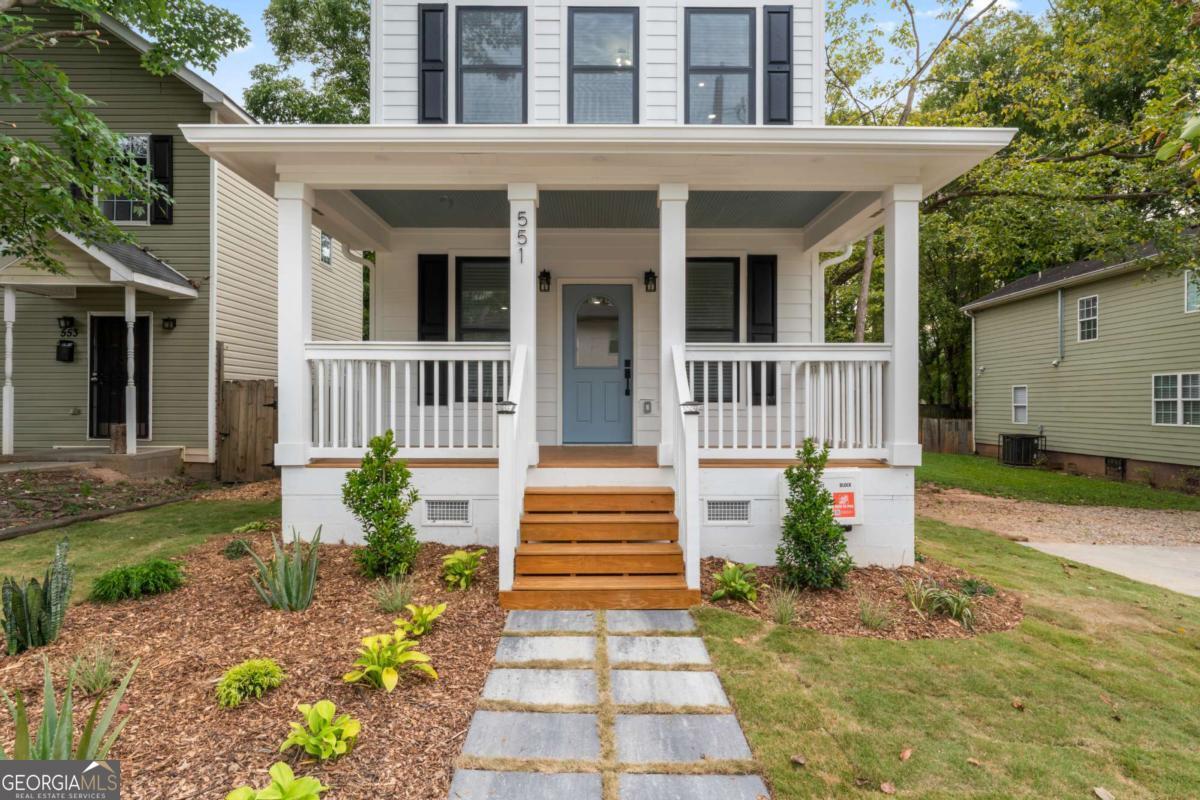551 Griffin ST NW