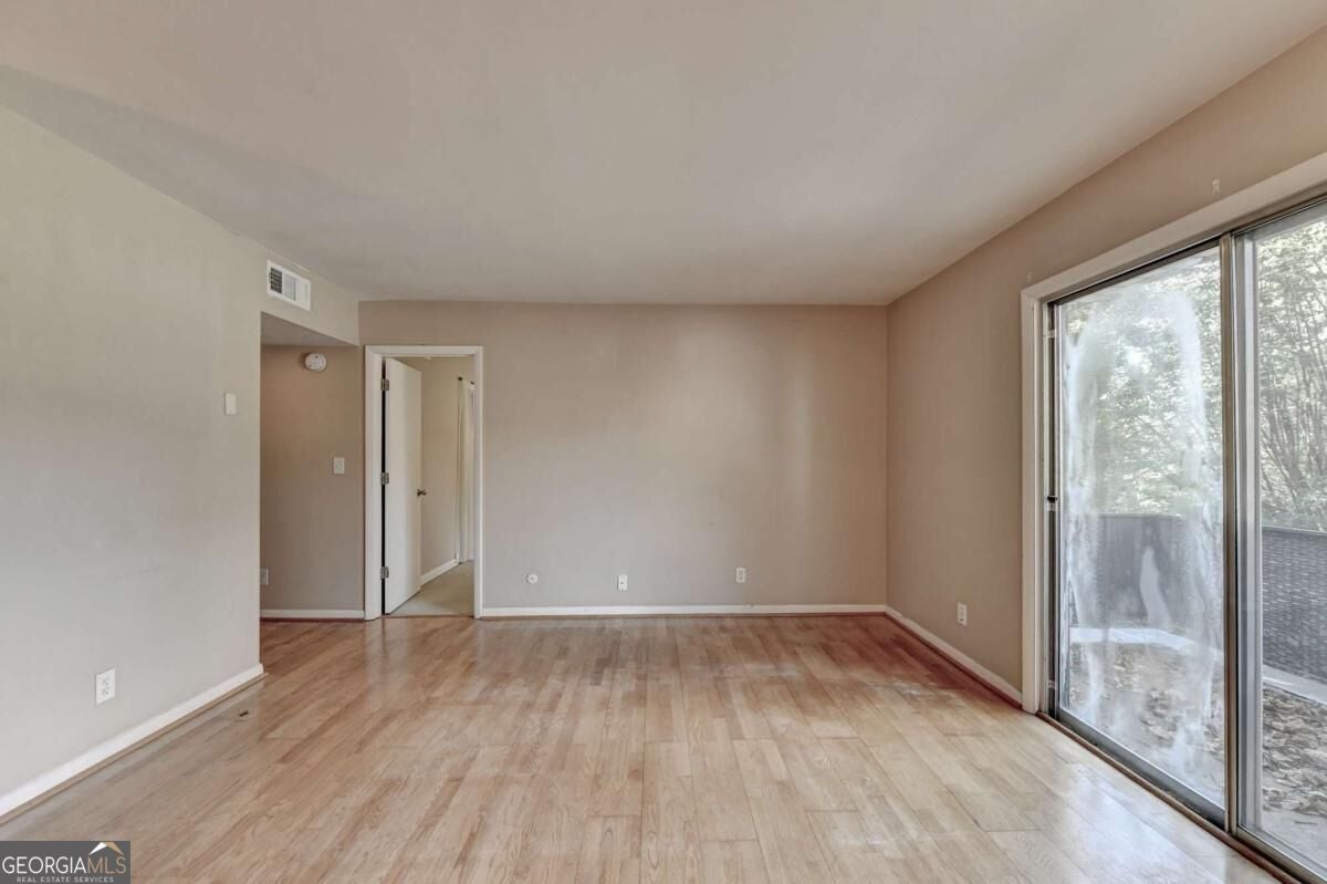 3501 Roswell RD NE 107