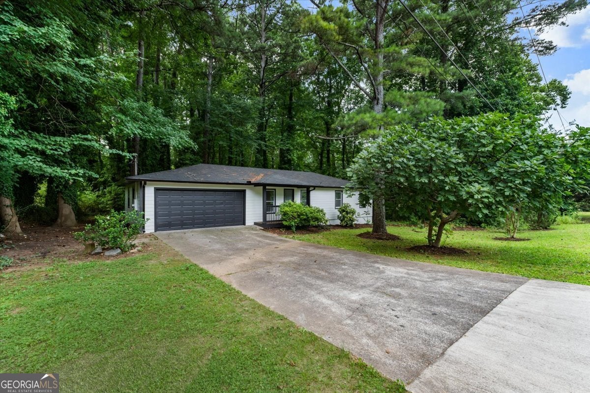 4010 Kennesaw DR NW