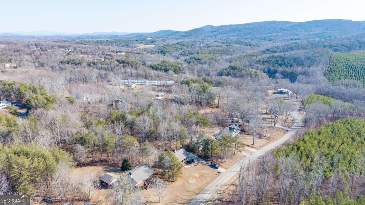 8202 Henderson Mountain RD